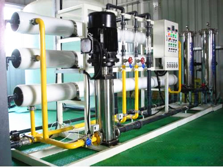 Reverse osmosis water plant for irrigation